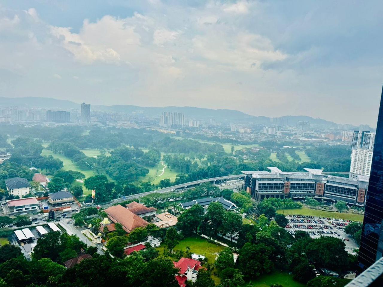Crown Suites The Manor Klcc Kuala Lumpur City Center Extérieur photo